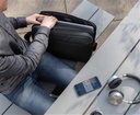 MADRID - XDXCLUSIVE RFID USB 15.6 inch Messenger Bag - Black