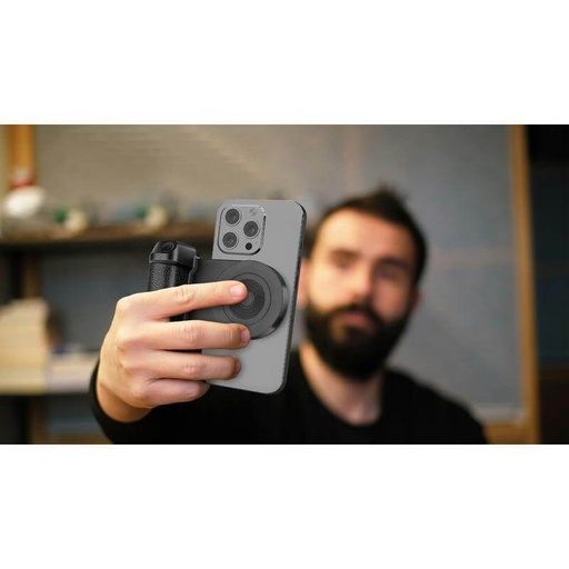 KORMAN - @memorii 15W Wireless Charger with Selfie and Magnet