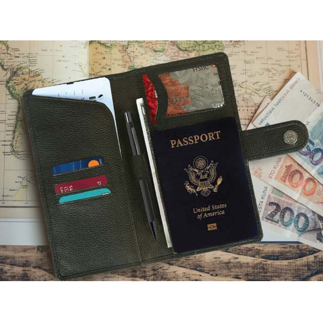 TORREON - SANTHOME Travel Wallet in Genuine Leather (Anti-microbial)
